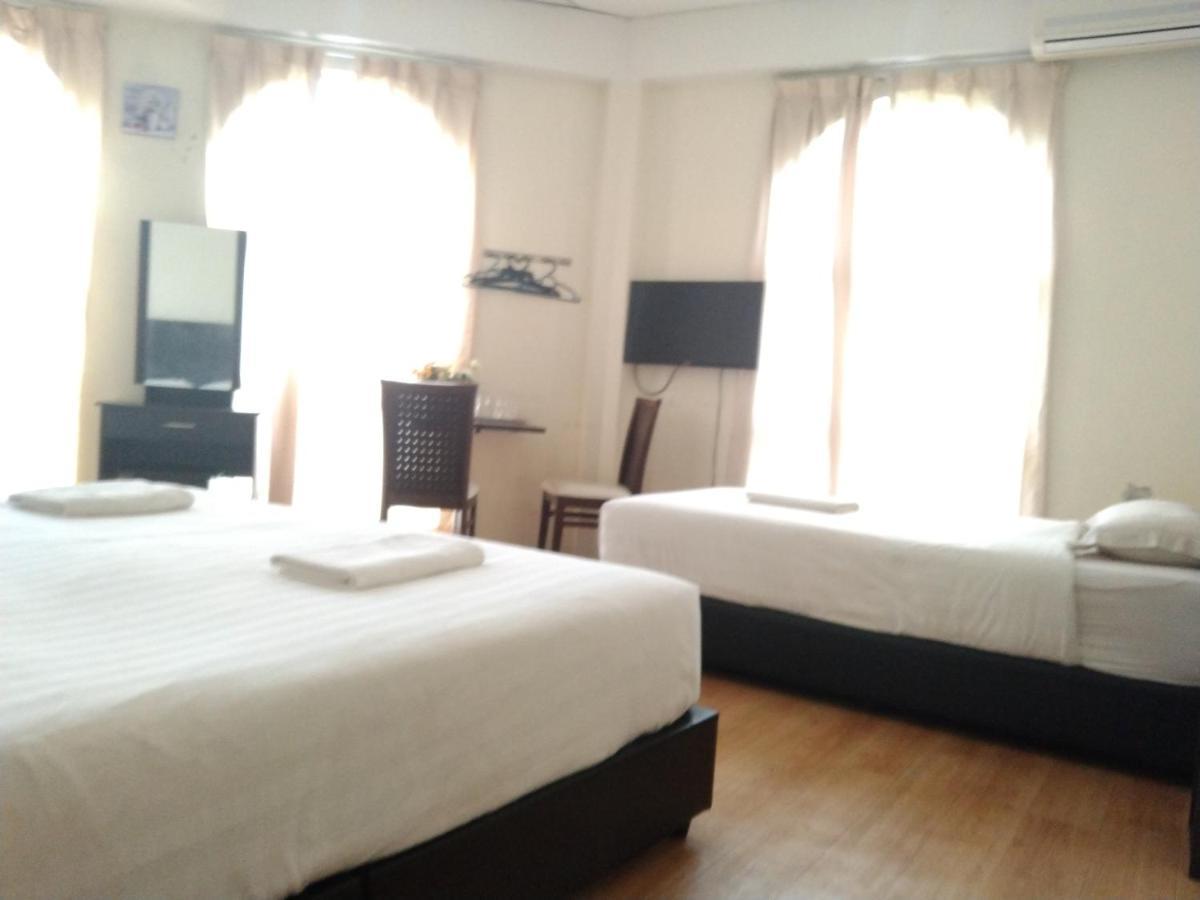 JAM Hotel Kota Warisan Sepang @ ERL Salak Tinggi, KLIA 1-2&F1 Bagian luar foto