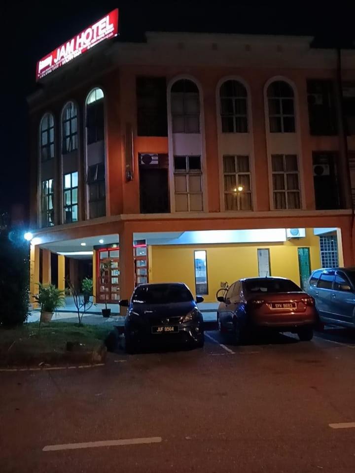 JAM Hotel Kota Warisan Sepang @ ERL Salak Tinggi, KLIA 1-2&F1 Bagian luar foto