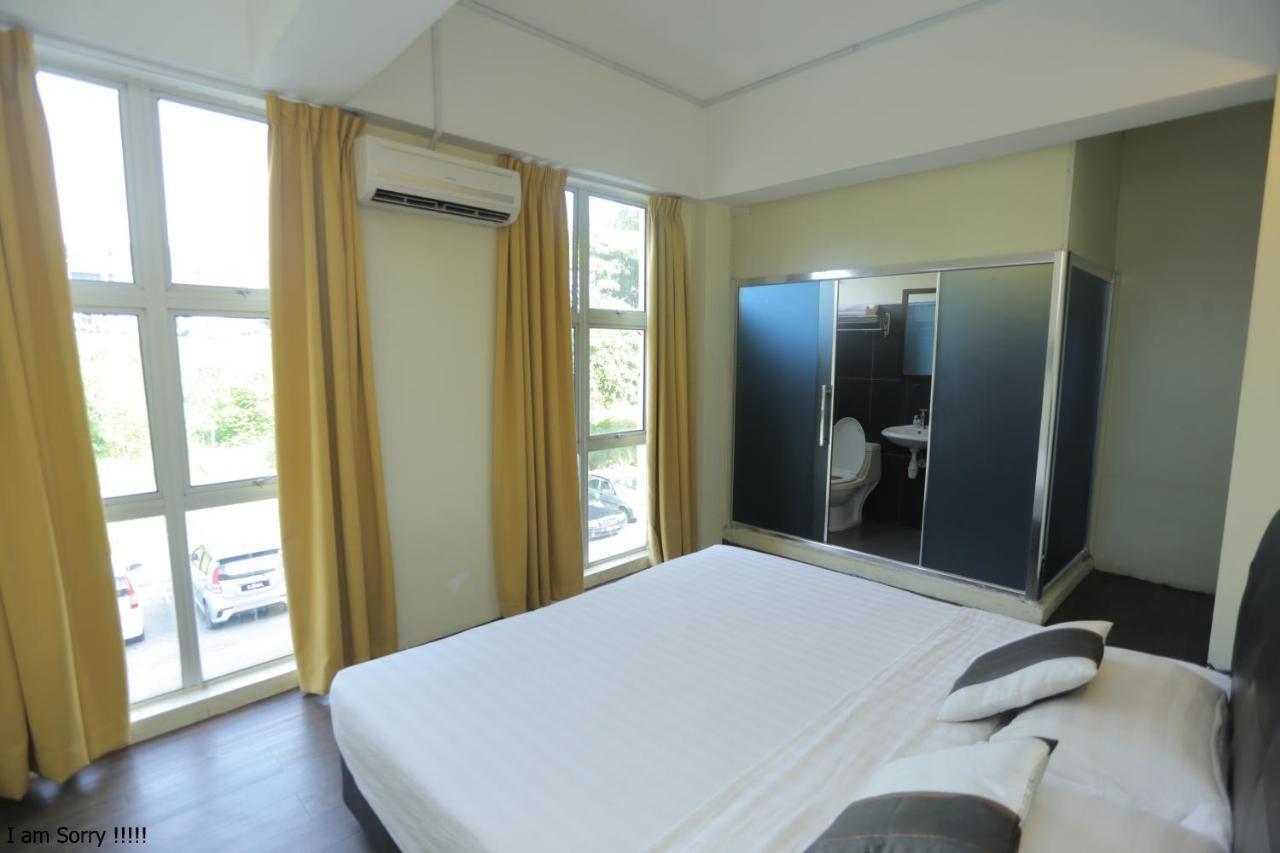 JAM Hotel Kota Warisan Sepang @ ERL Salak Tinggi, KLIA 1-2&F1 Bagian luar foto