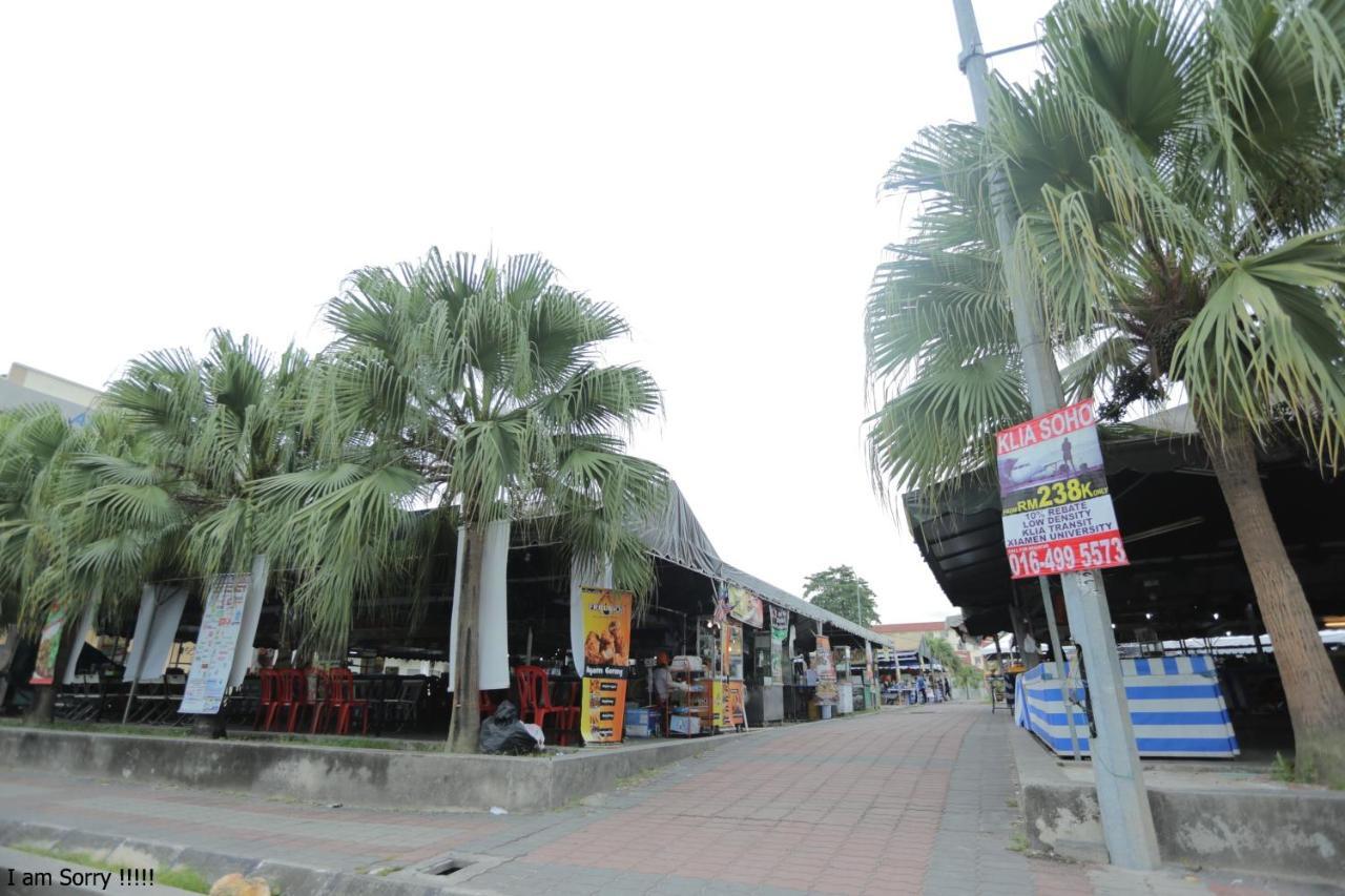 JAM Hotel Kota Warisan Sepang @ ERL Salak Tinggi, KLIA 1-2&F1 Bagian luar foto